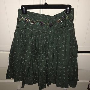 Floral skirt with sequins on the top